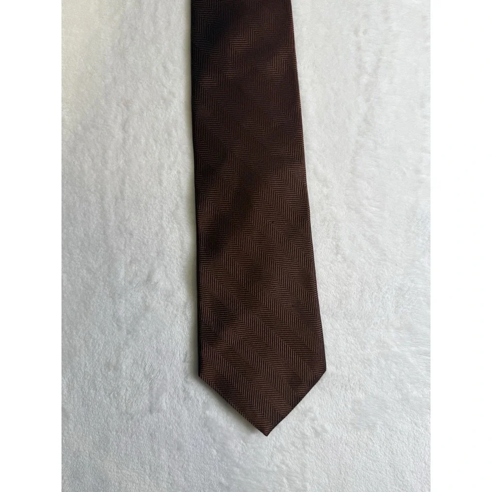 Burberrys Of London Vintage Brown Herringbone Silk Tie 3.5 Inch‎ Blade